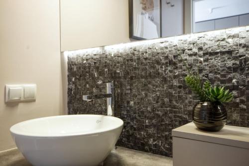 Wynalazek 2 by Homeprime, Varšava (fotografie 7)