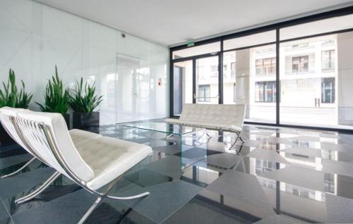 Wynalazek 2 by Homeprime, Varšava (fotografie 9)