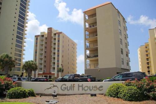 Gulf House 303