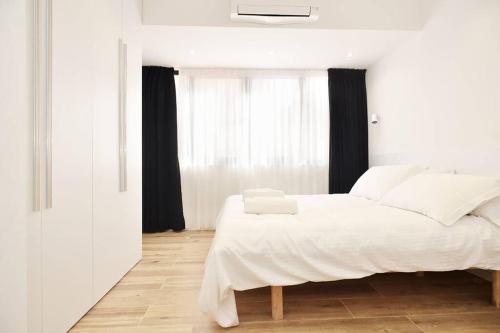 LINA - TIA, Cozy Studio in Shopping District