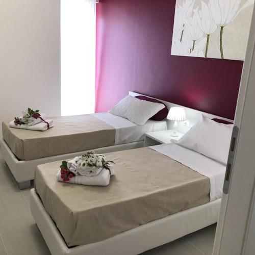 Double or Twin Room image 4
