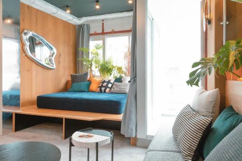 room detail thumbnail 0