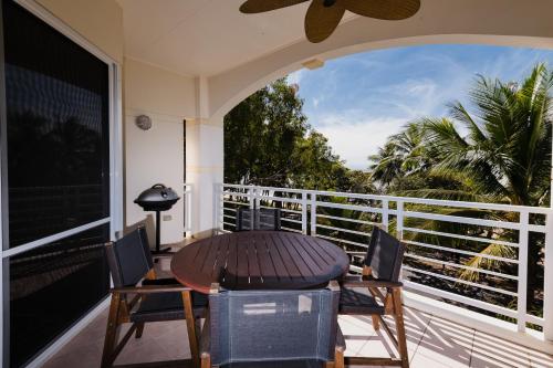 Terraza/balcón, Villa Beach Palm Cove in Playa Clifton