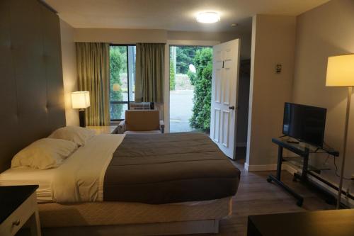 The Mighty Fraser Motel in บอสตัน บาร์(บริติช โคลัมเบีย)