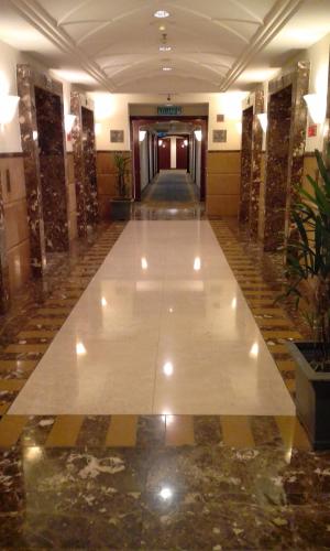 Golden Dream Service suite