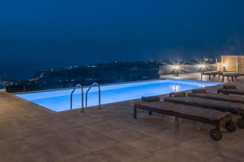 Eva Villas West and East with 2 private infinity pool & and panoramic sea view