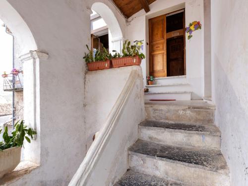 Tasteful Mansion in Morano Calabro with Balcony