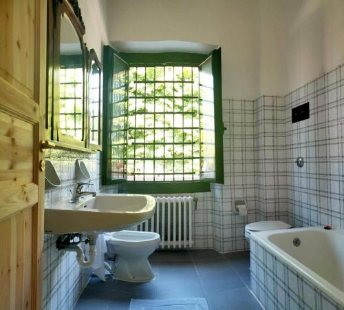  Tommy Vitello camere in Cassano Magnago