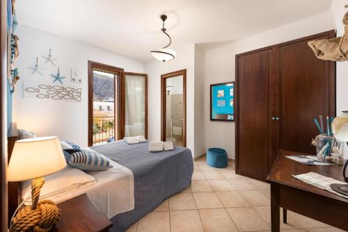 Apartment with Sea View  - Via Generale Arimondi 140 image 6