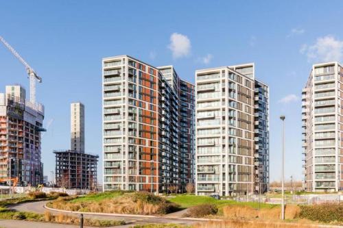 Luxury river side penthouse - main image