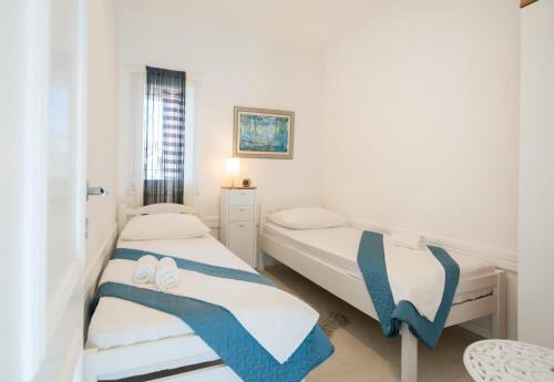Apartment with Garden View image 10