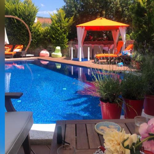  Viaperla Butik Hotelpension, Unterkunft in Çiftlikköyü