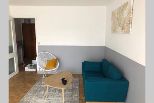 Tres belle chambre dans un logement refait a neuf in Le Mee-sur-Seine