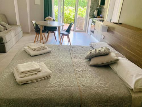 VILLA LUCIA Room Type - Deluxe Double or Twin Room