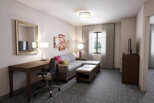 1 king bed, 1 sofa bed
