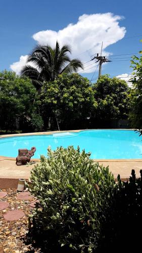 Swimming pool, Nuch's Apple Guest House in Nong Bua Lam Phu