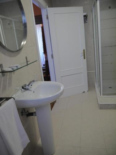 Hotel Rural Isasi - image 13