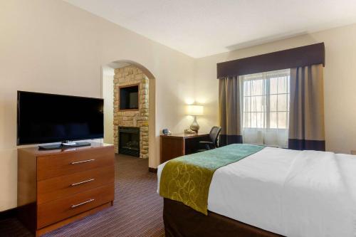 Comfort Suites Stevensville