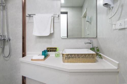 Nancy Guesthouse, Шанхай (фото 9)