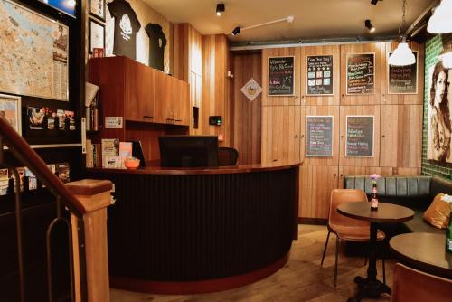 Lobby, Durty Nelly's Inn in Amsterdam