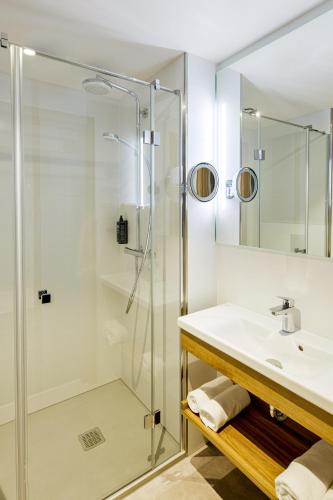 Discover Your Ideal Family-Friendly Escape at Ibis Styles Tomaszow Lubelski: Reserve Your Room Today