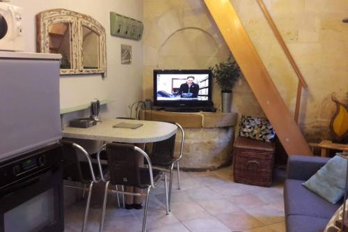 Joli petit loft dans échoppe pierre centre-ville, Bordeaux (photo 11)