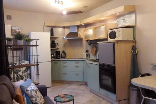 Joli petit loft dans échoppe pierre centre-ville, Bordeaux (photo 8)