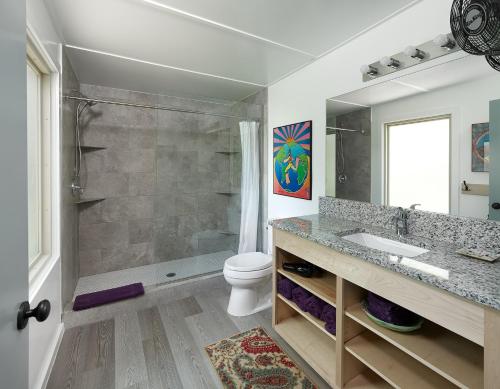 Folly Vacation 305 E Erie: Fantastic Location Recently Renovated! - image 5