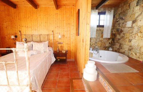 Villa Jimena with Pool and Hot Tub SpainSunRentals 1160