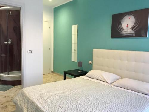 ROOM 110 BARI - image 13