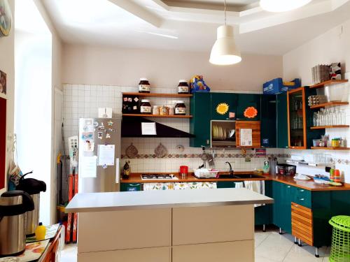 Kitchen, Hostel Mancini Naples in Naples