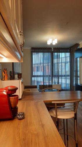 COFFEE TIME with Panoramic windows
