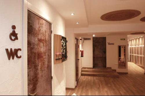 Y Hostel - Albergue Juvenil