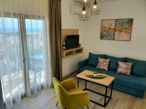 One-Bedroom Apartment image 10