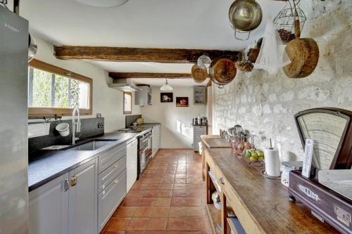 House Perigourdine ex former diligence relay in Plaisance (Aquitaine)