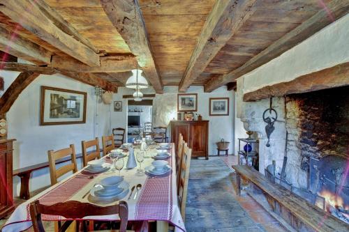 House Perigourdine ex former diligence relay in Plaisance (Aquitaine)
