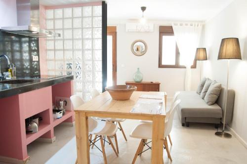 卡塞雷斯 Apartamentos de la Parte Antigua de Caceres 4星级 民宿 外观