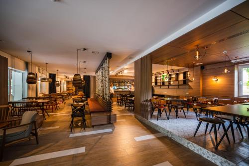 餐厅, Hotel Plivsko jezero in 亚伊采