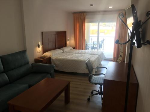 Hostal - Restaurante Playa Azul in Villaricos