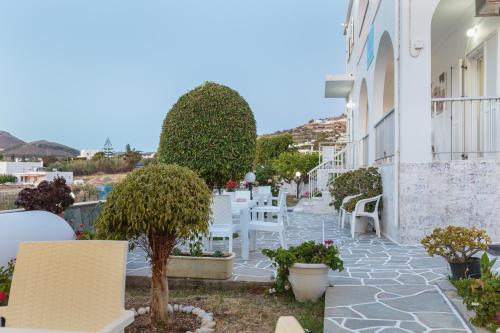 John's Rooms & Studios in Paros
