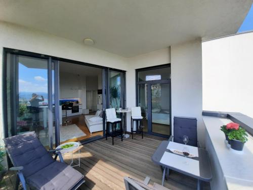 Lux -Luxury Sea and Mountains View Apartment-NEW