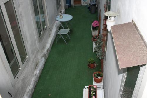 B&B Empire 1970 - image 5