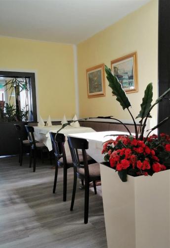 Landhotel Schuff - image 4