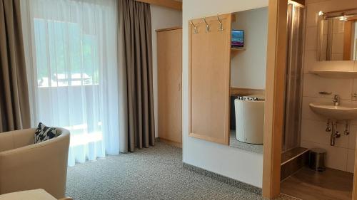 Hotel Garni Bergland - image 12