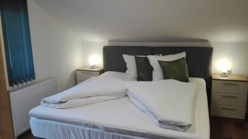 بيت شباب هوسب بيت شباب هوسب