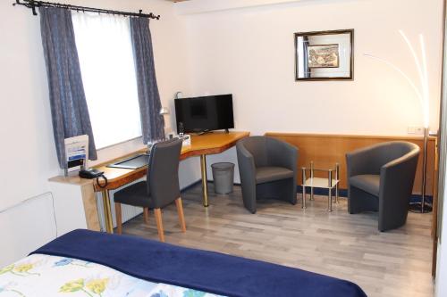 2 twin beds