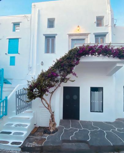 Two-Bedroom Villa image 2
