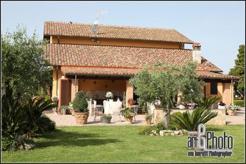 博爾戈住宿加早餐旅館 (Casale Del Borgo) in 特拉西那
