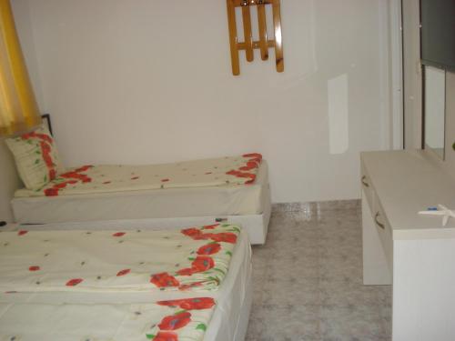 Double Room image 4