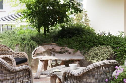 Best Western Plus Le Patio des Artistes Wellness Jacuzzi - image 6
